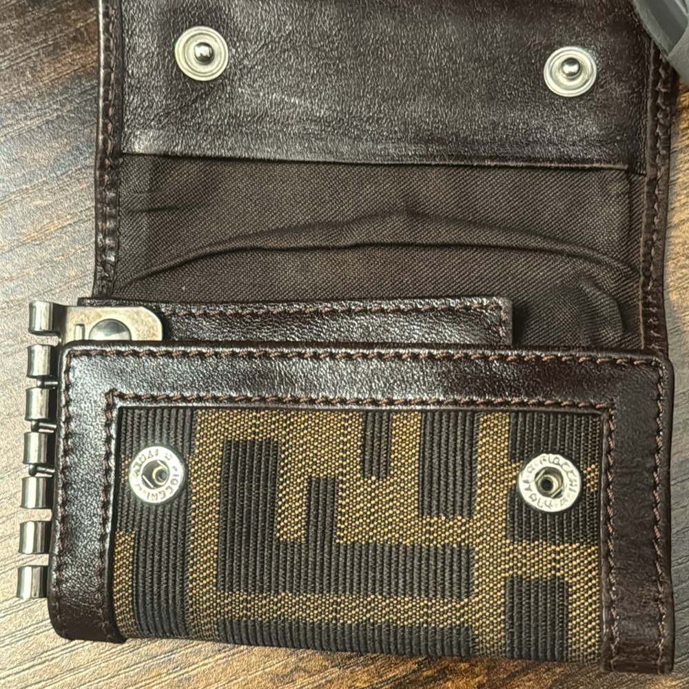 FENDI KeyHolder - Picture 6 of 16